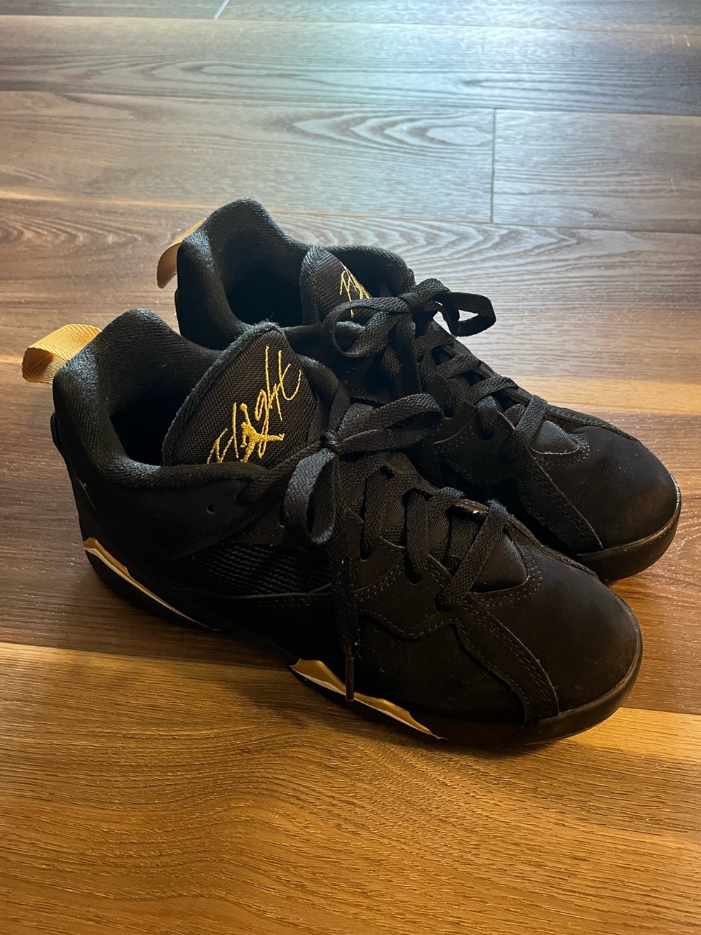Jordan MVP 92 Black/Metallic Gold/Sail 4.5Y Shoes